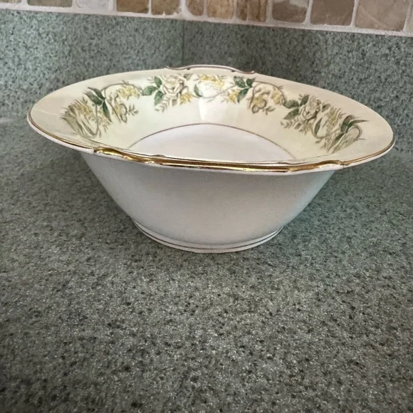 Noritake Oval Serving Dish - Picture 2 of 5